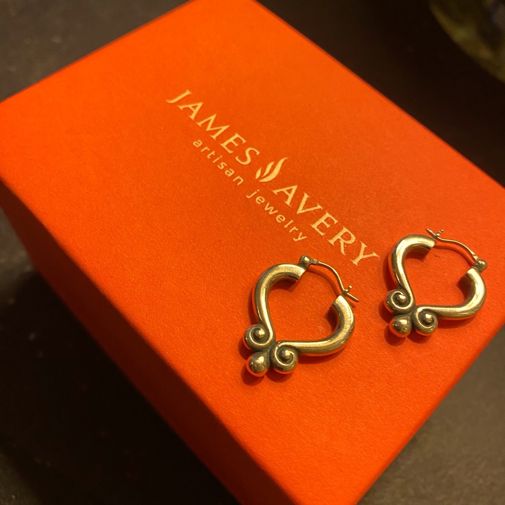 COPY - James Avery retired Scroll earrings